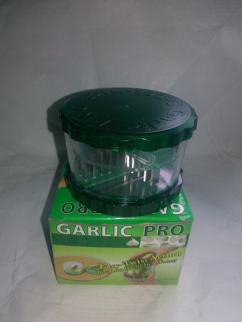 Quick-Peel Garlic Roller Tool